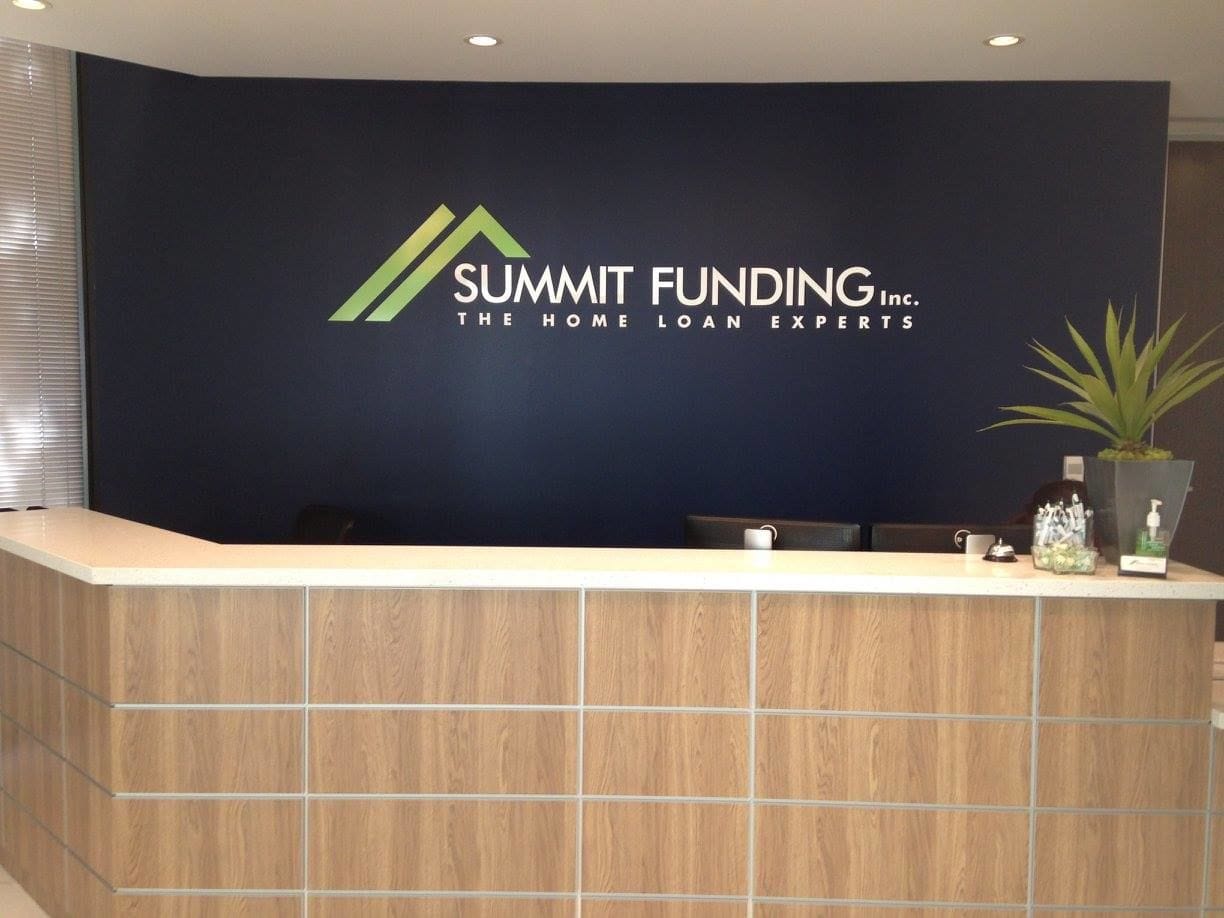 Reception Office Signs – Elevate First Impressions with Signature Branding Displays - Image 3